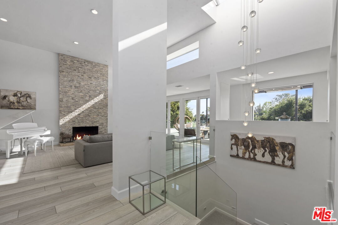 MLS #25627409 image #5