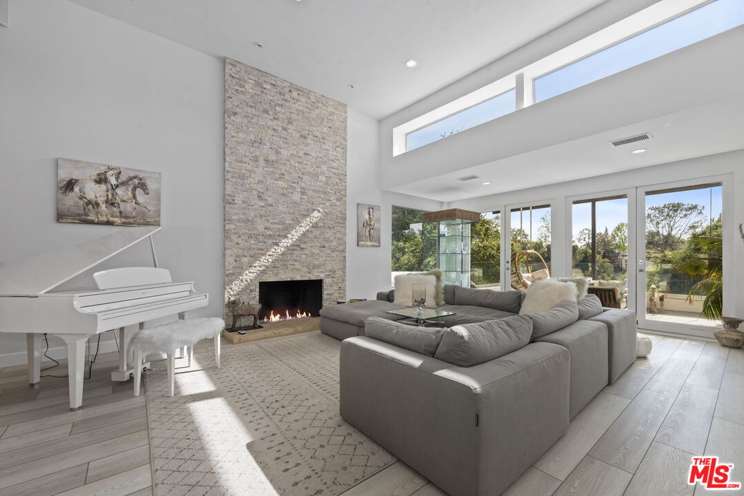 MLS #25627409 image #6