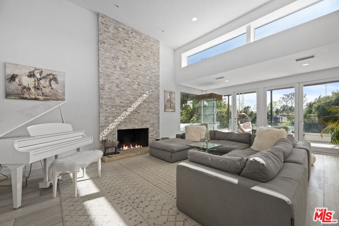 MLS #25627409 image #7