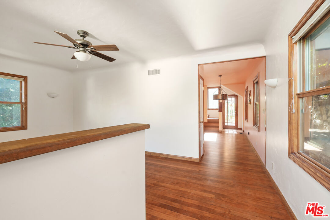 MLS #25627417 image #5