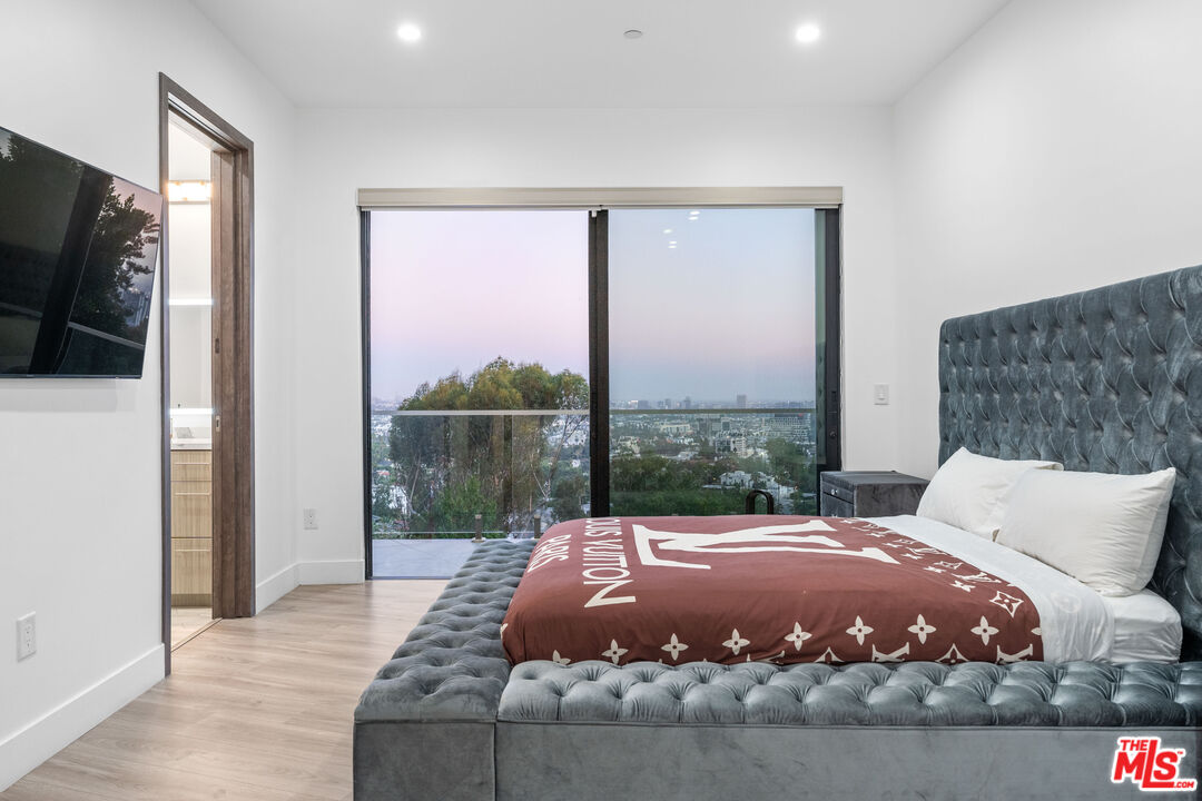 MLS #25627423 image #29