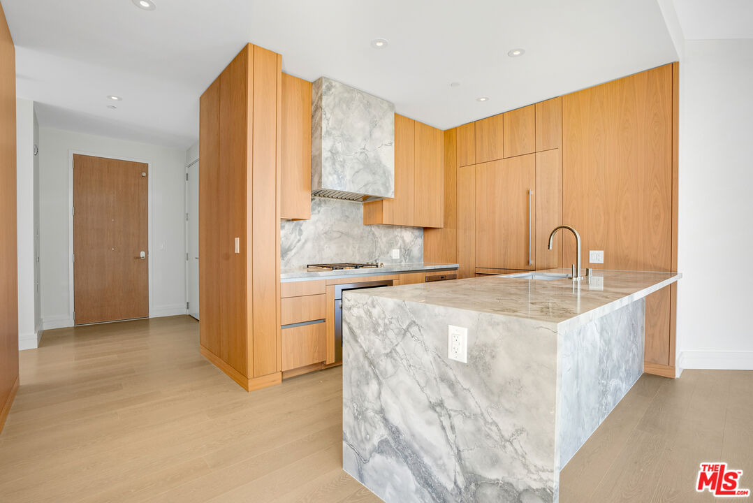 MLS #25627435 image #13