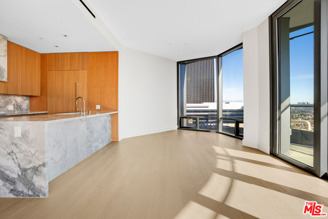 MLS #25627435 image #2