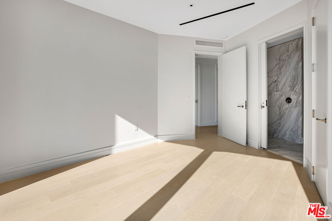 MLS #25627435 image #29