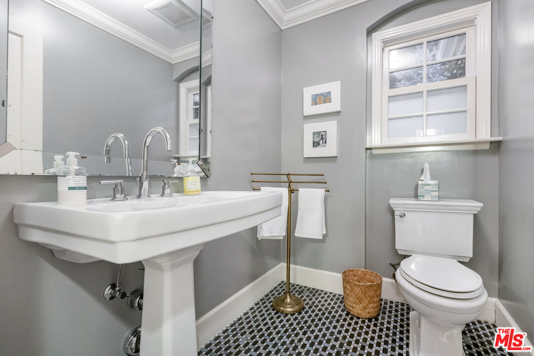 MLS #25627459 image #22