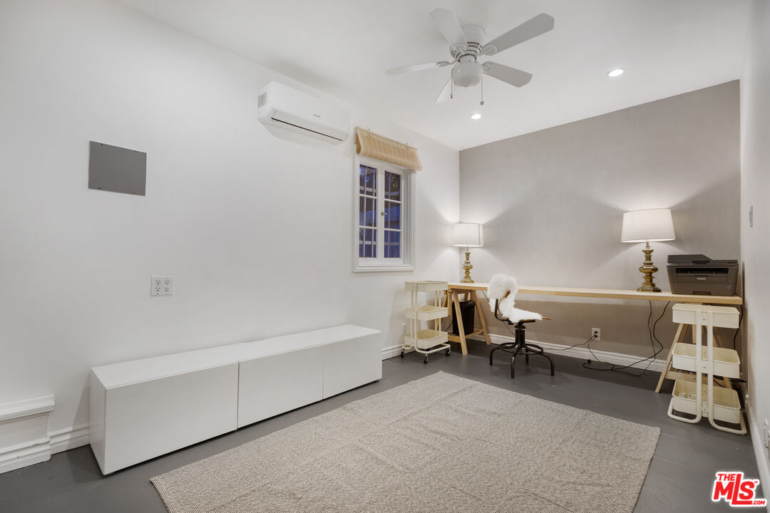 MLS #25627459 image #24