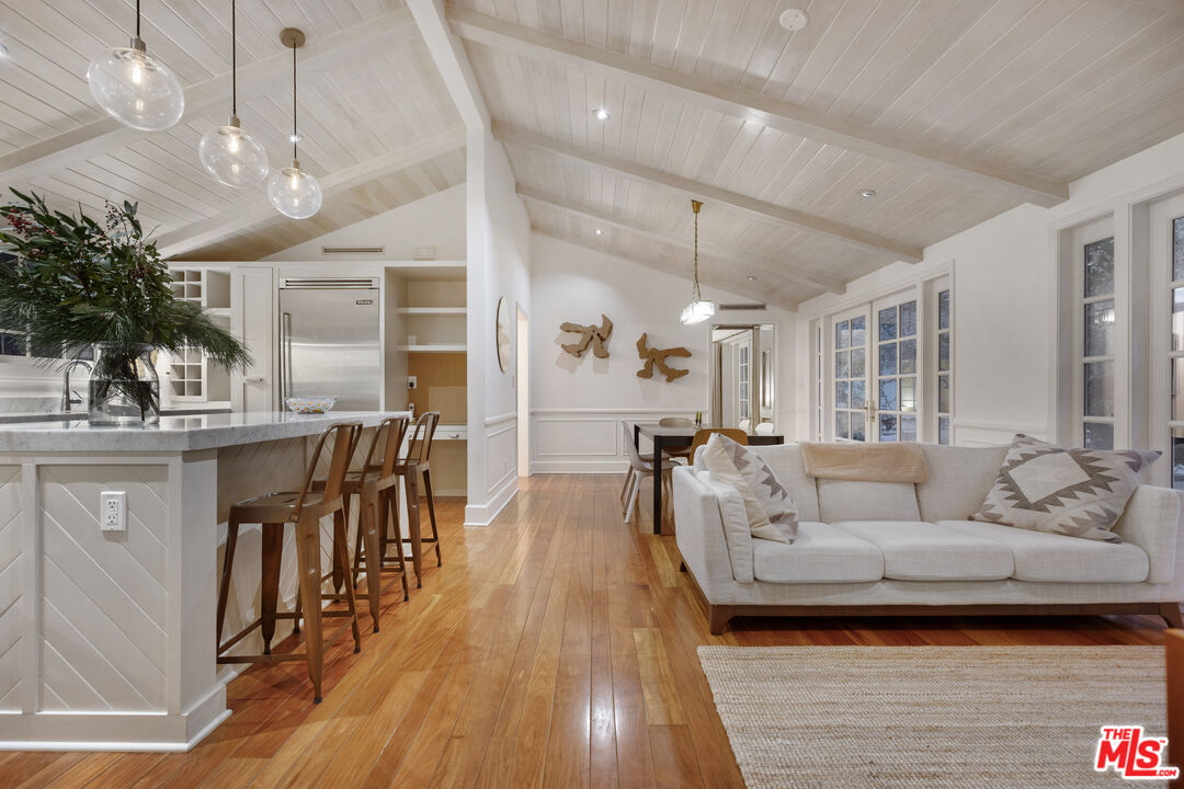 MLS #25627459 image #3