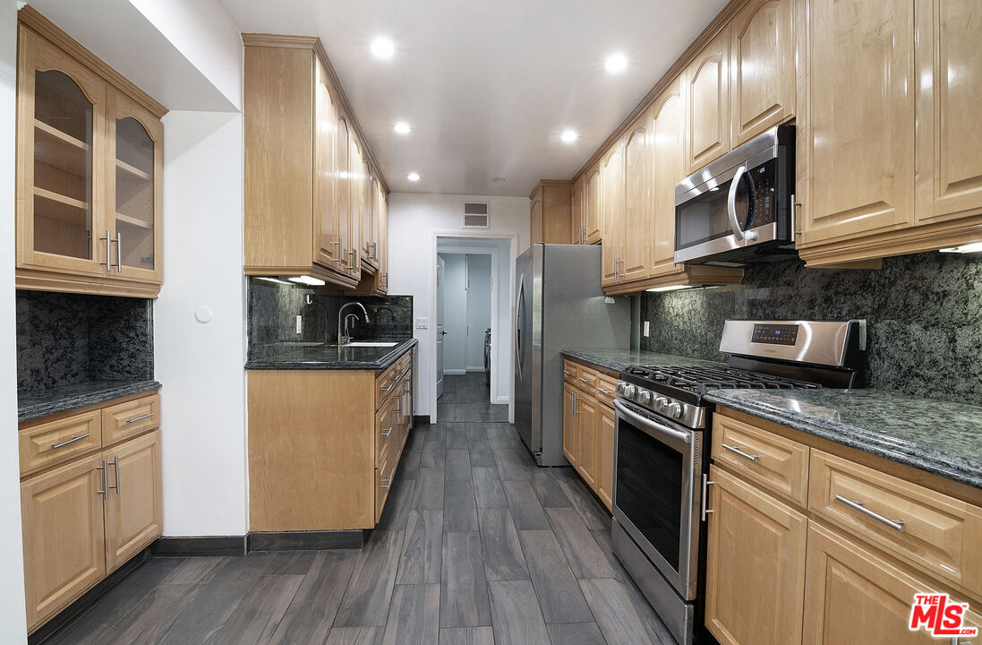 MLS #25627483 image #13