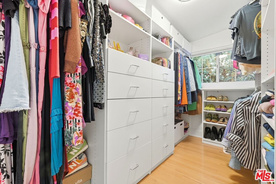 MLS #25627493 image #18