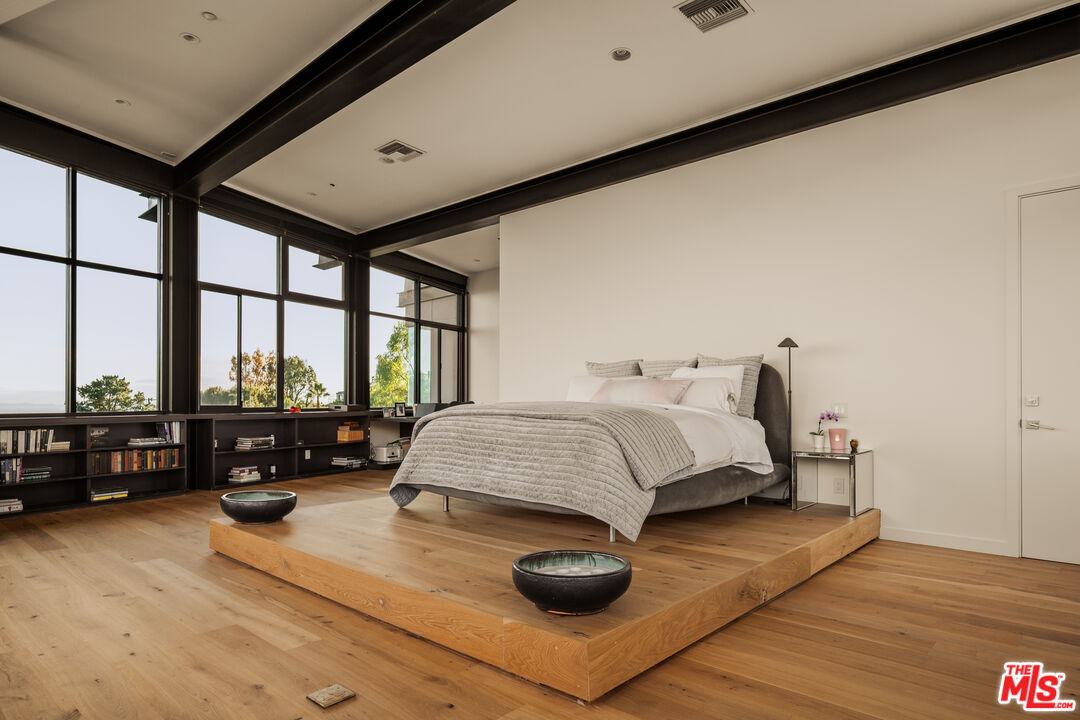 MLS #25627631 image #14