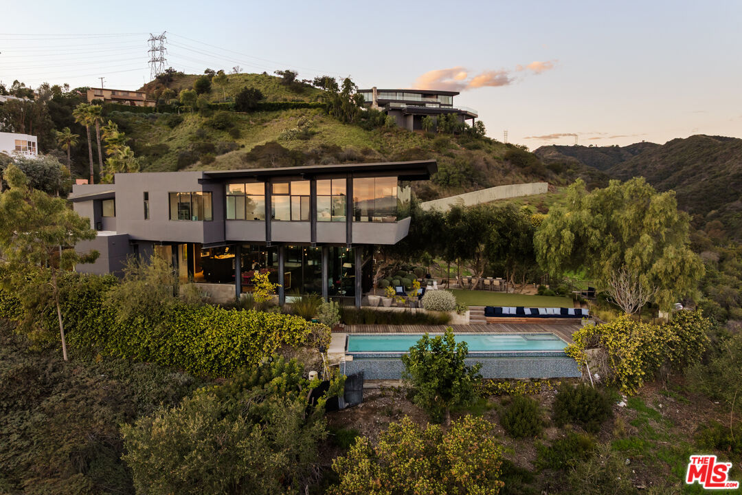 MLS #25627631 image #1