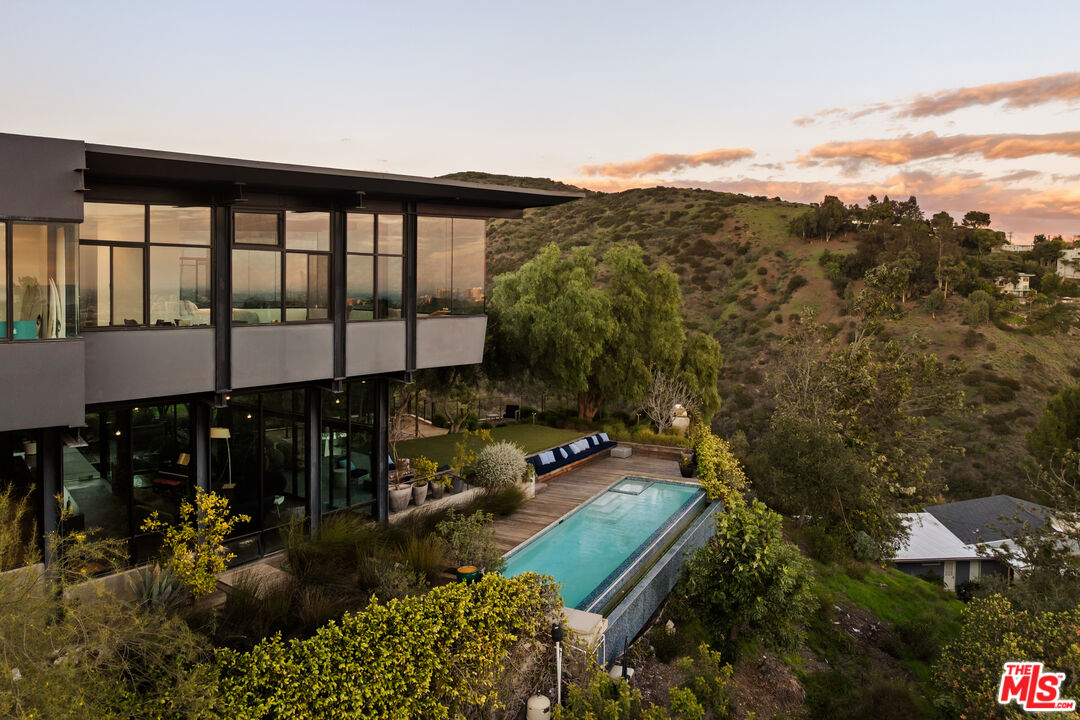 MLS #25627631 image #0