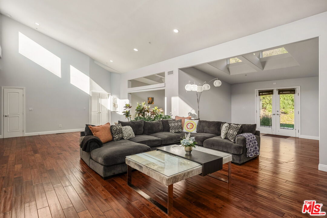 MLS #25627649 image #5