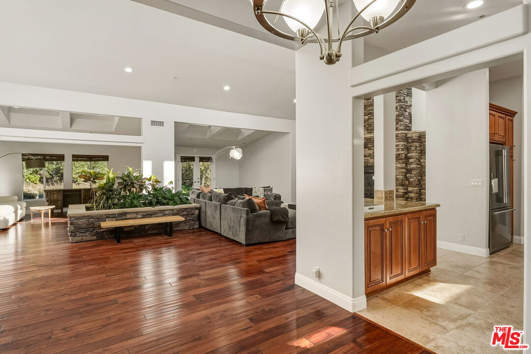 MLS #25627649 image #7