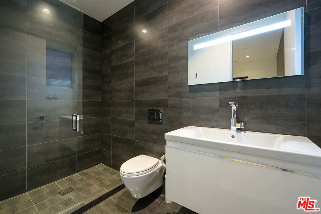 MLS #25627675 image #30