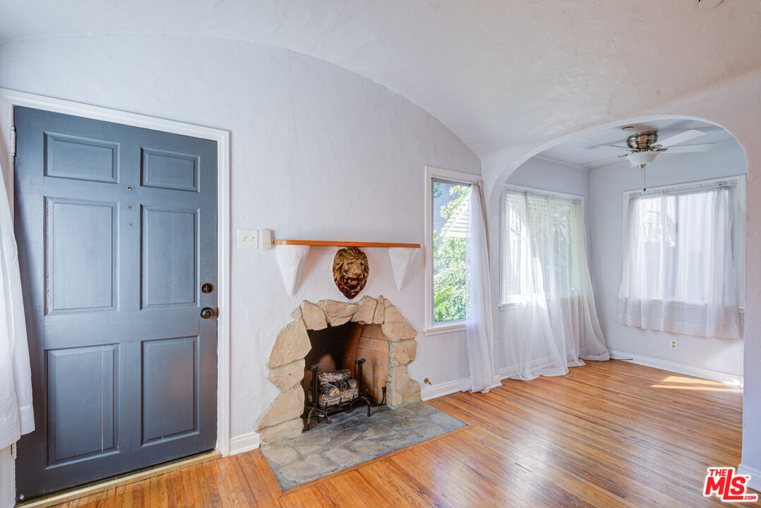 MLS #25627693 image #3