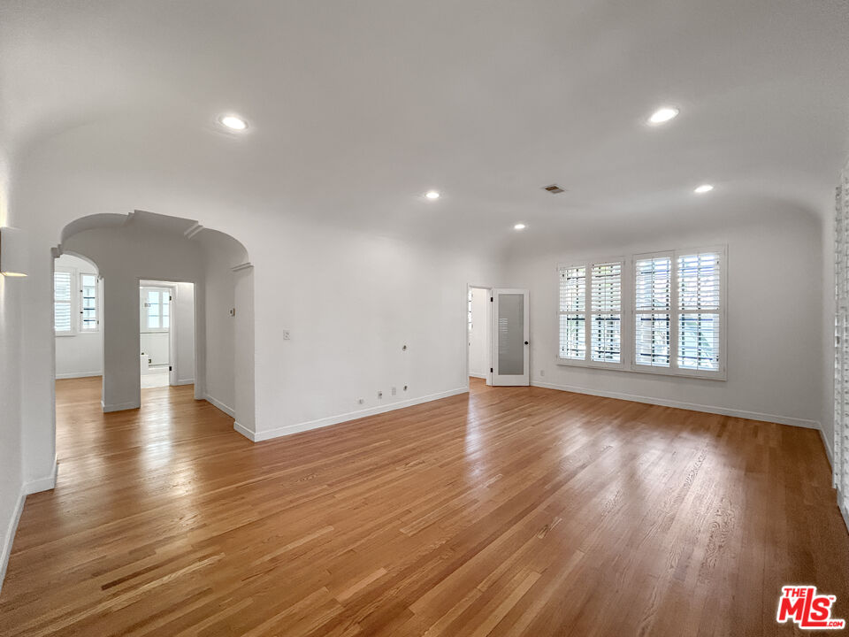 MLS #25627709 image #19