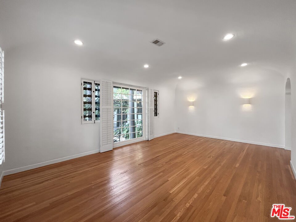 MLS #25627709 image #22