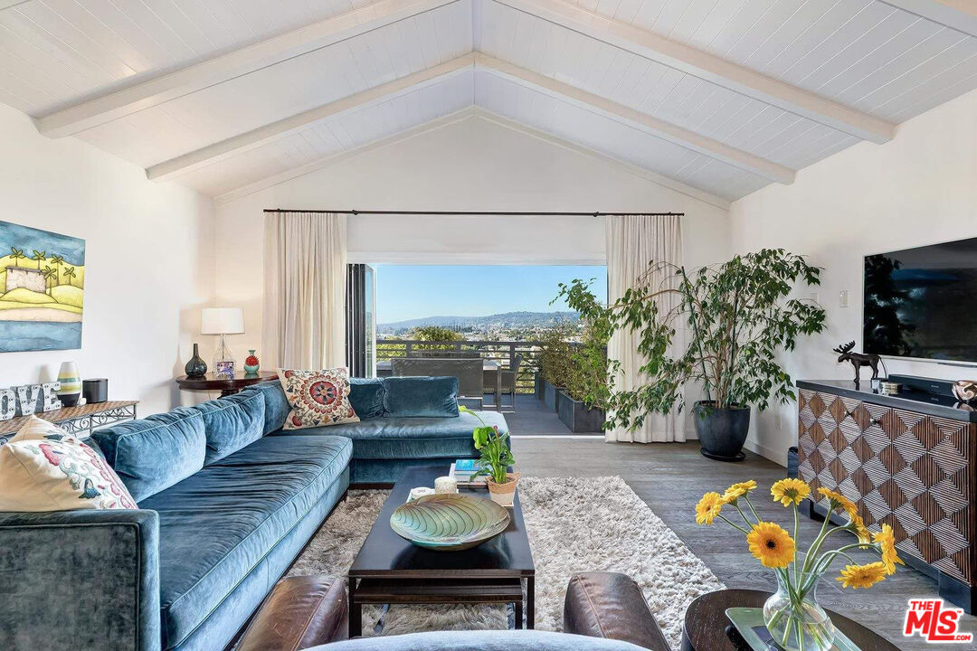 MLS #25627753 image #1