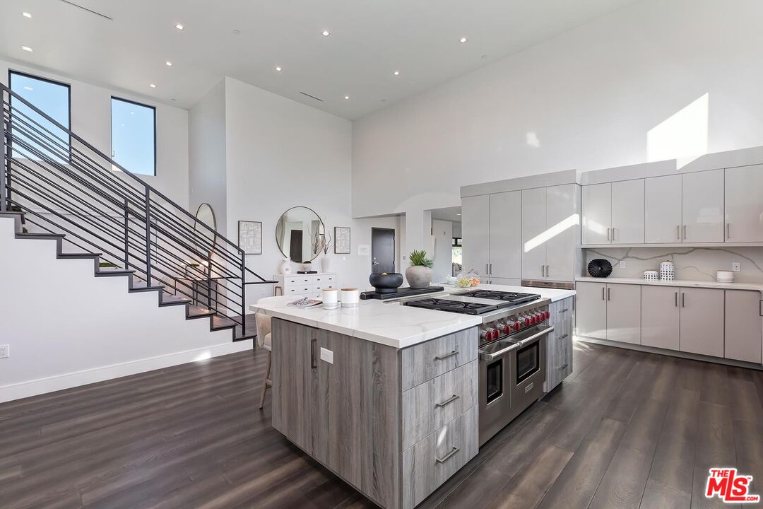 MLS #25627835 image #21