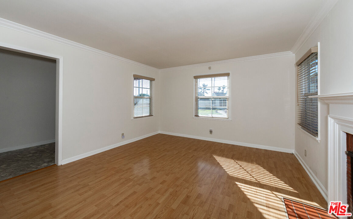 MLS #25627847 image #3