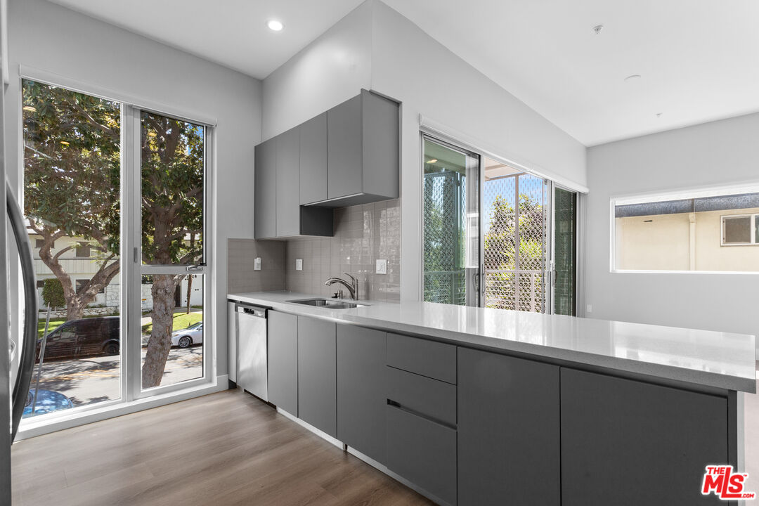 MLS #25627871 image #2