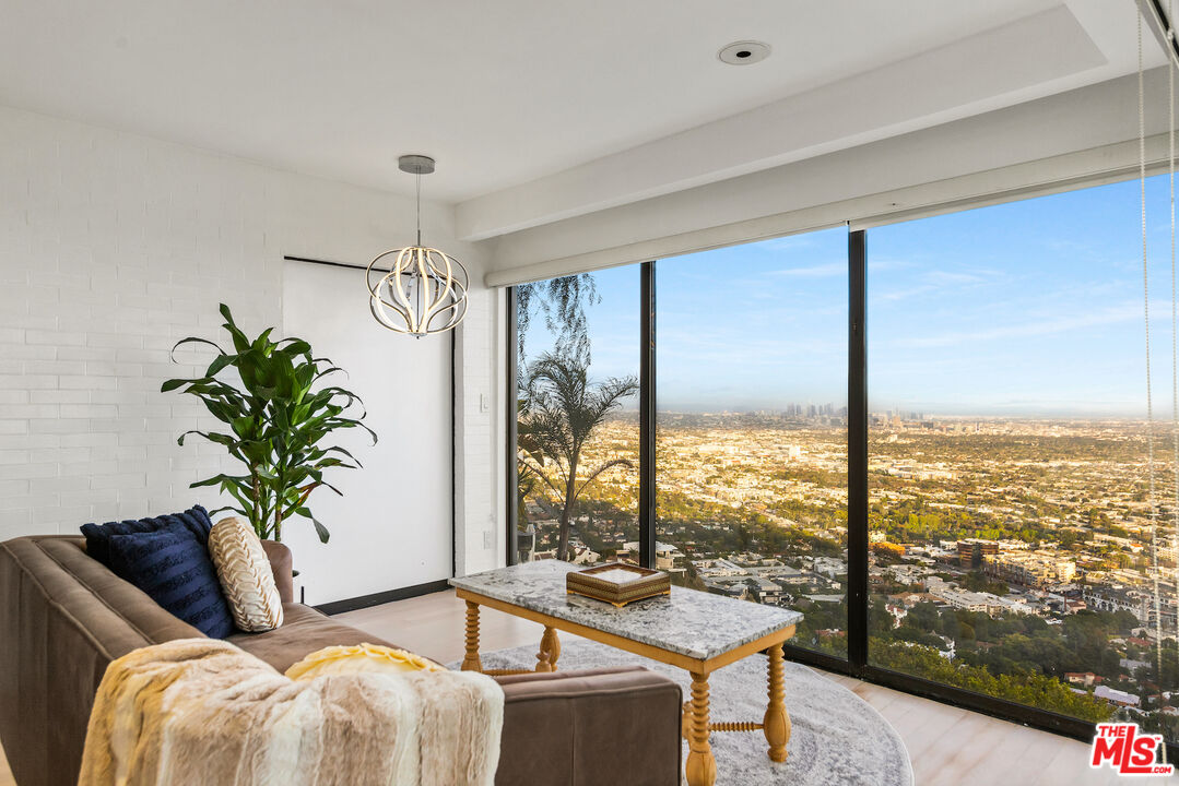 MLS #25627921 image #16