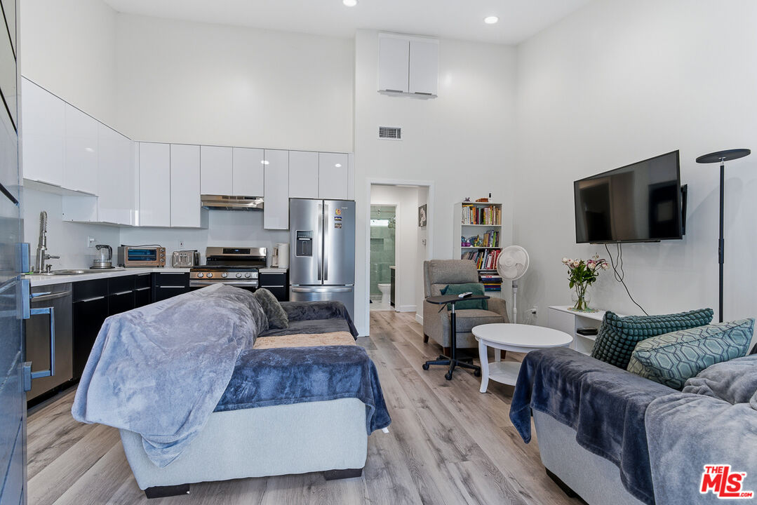 MLS #25628219 image #17