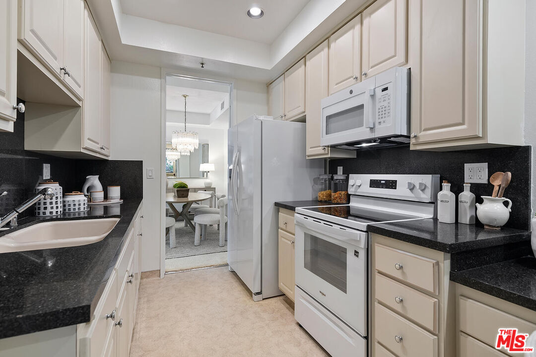 MLS #25628235 image #17