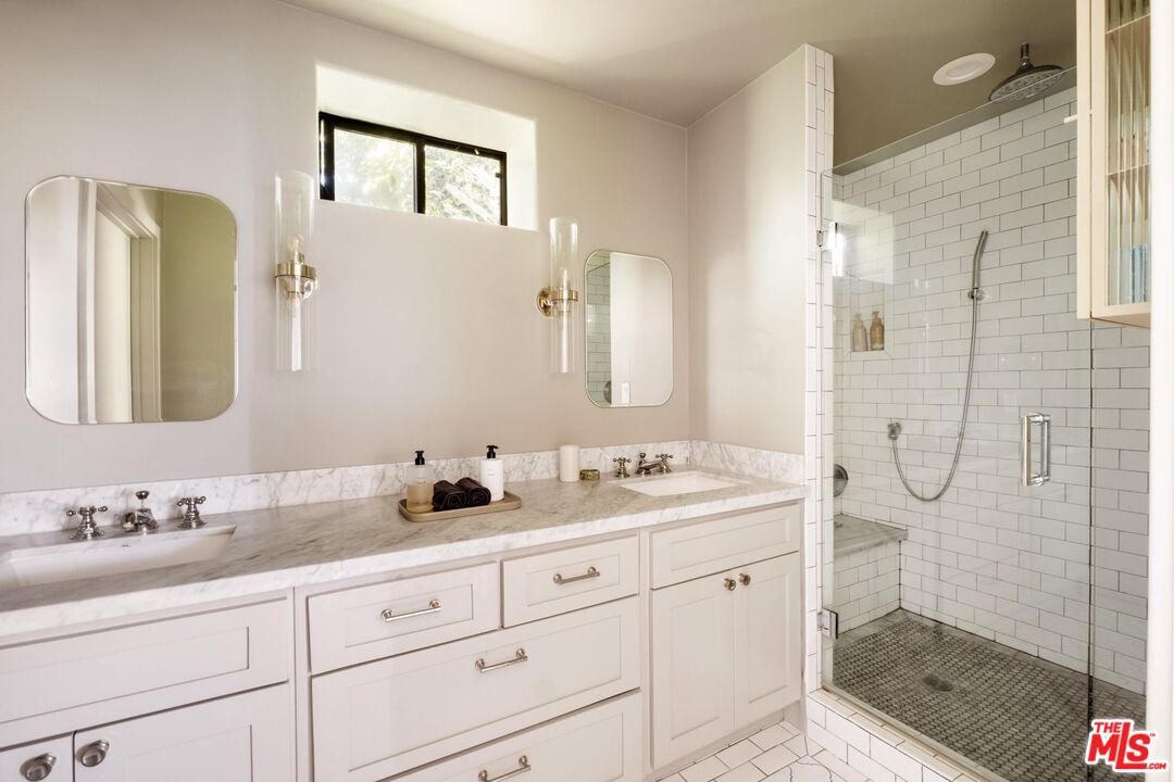 MLS #25628257 image #23