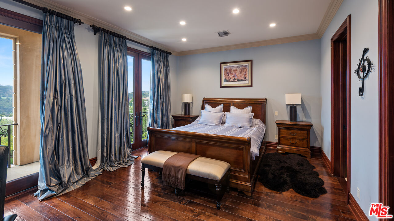 MLS #25628295 image #16