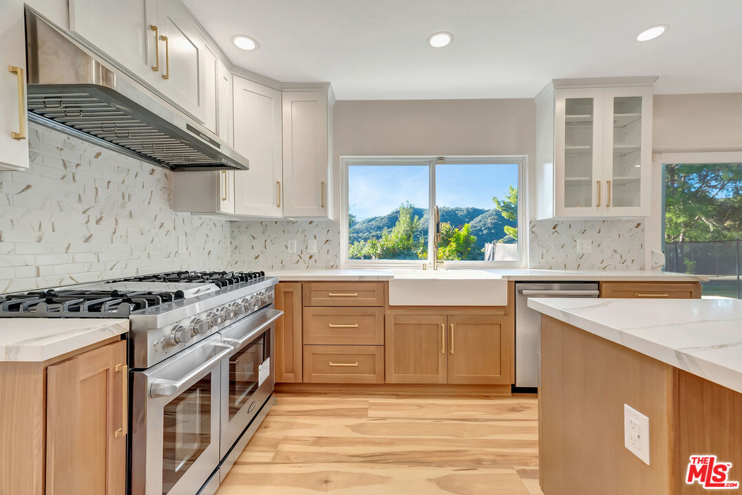 MLS #25628417 image #18