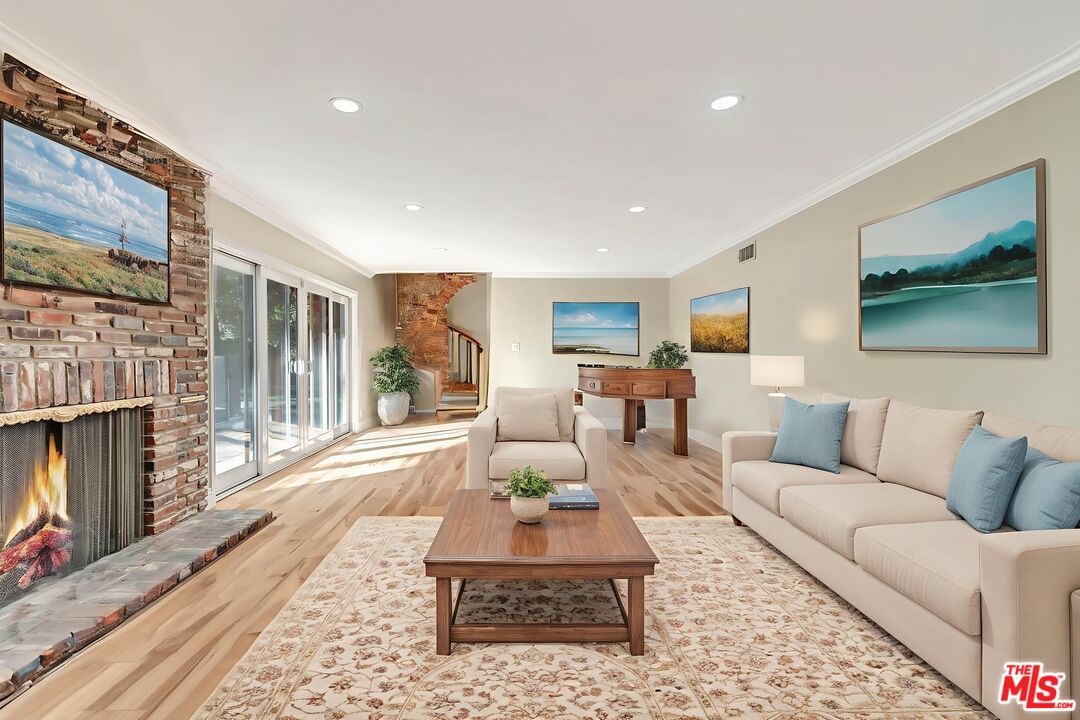 MLS #25628417 image #19