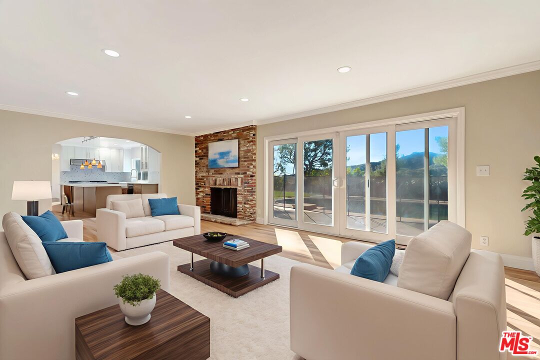 MLS #25628417 image #22