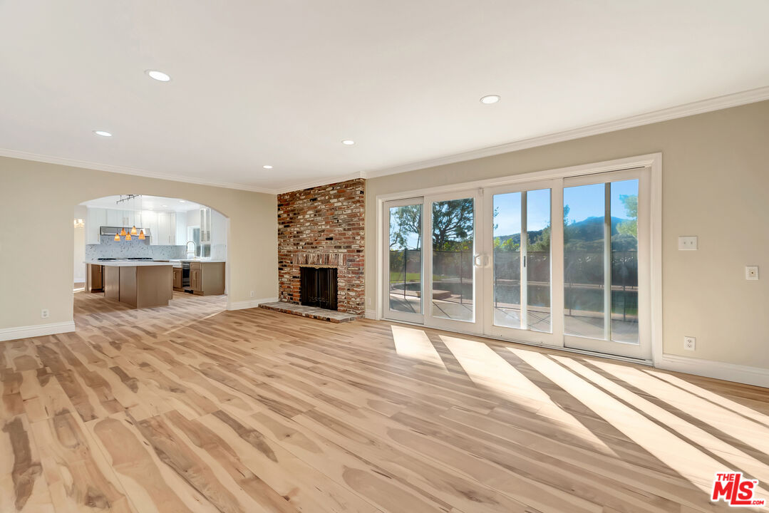 MLS #25628417 image #23