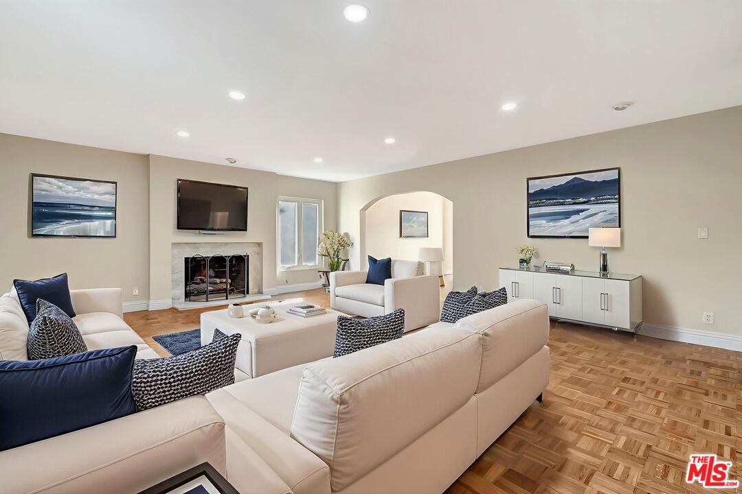 MLS #25628417 image #4