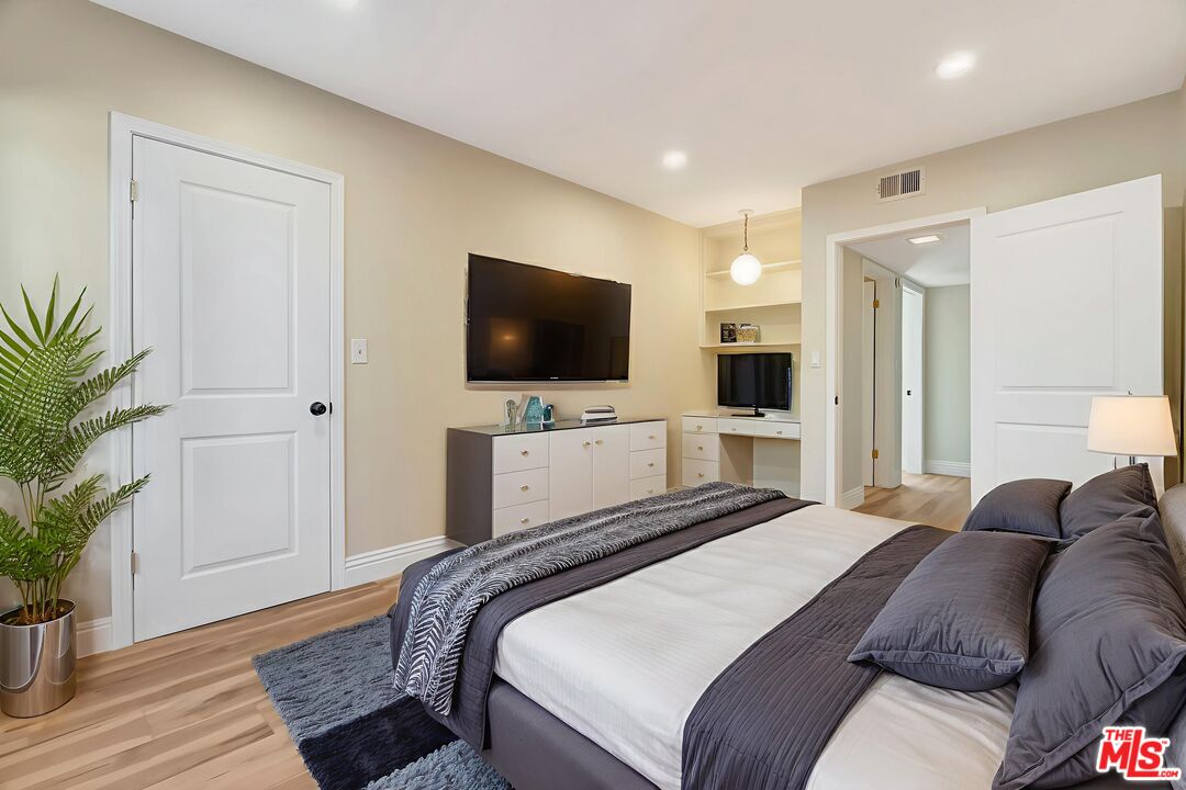 MLS #25628417 image #50