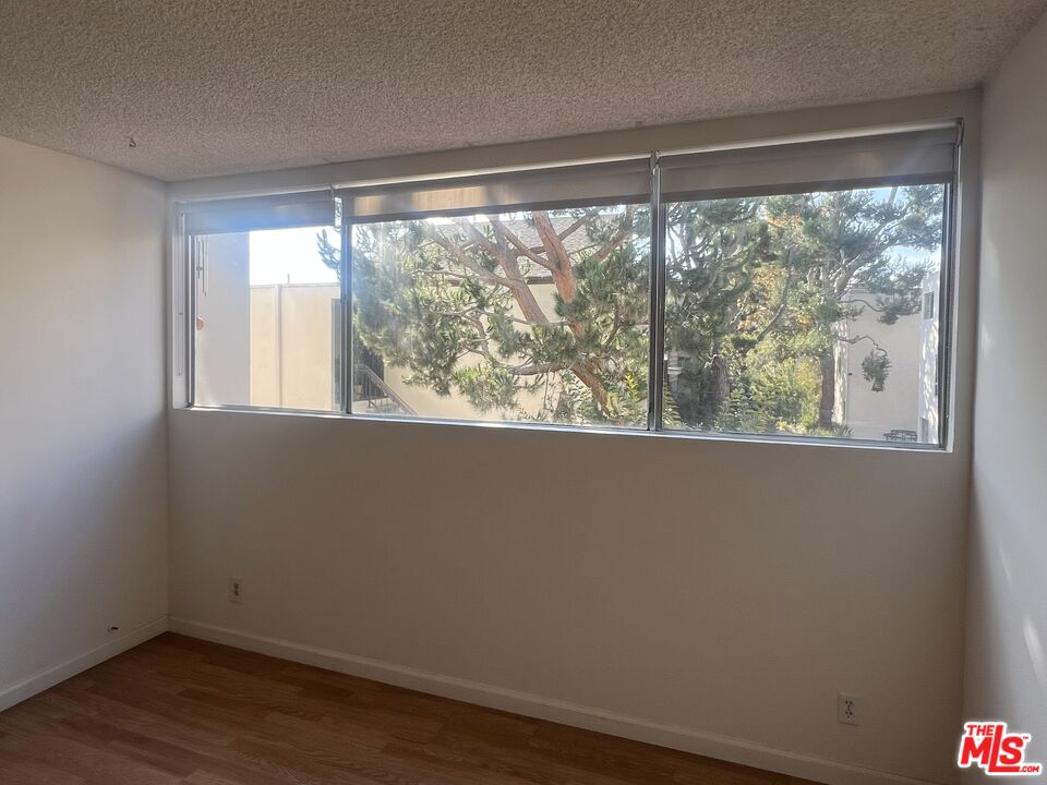 MLS #25628475 image #2