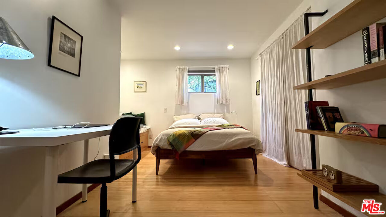 MLS #25628813 image #20