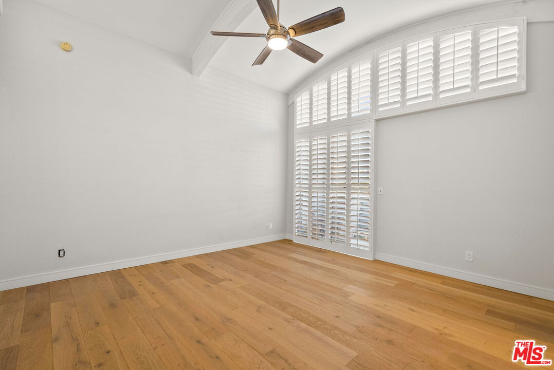 MLS #25628939 image #16