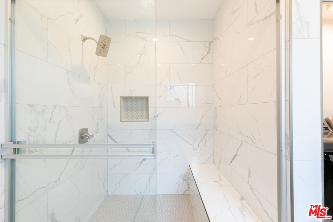 MLS #25628965 image #14