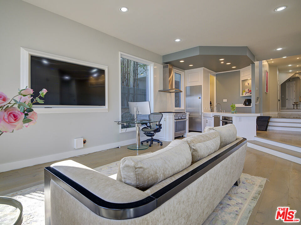 MLS #25629215 image #10