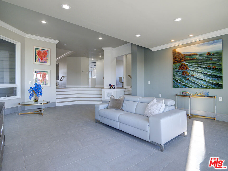 MLS #25629215 image #25