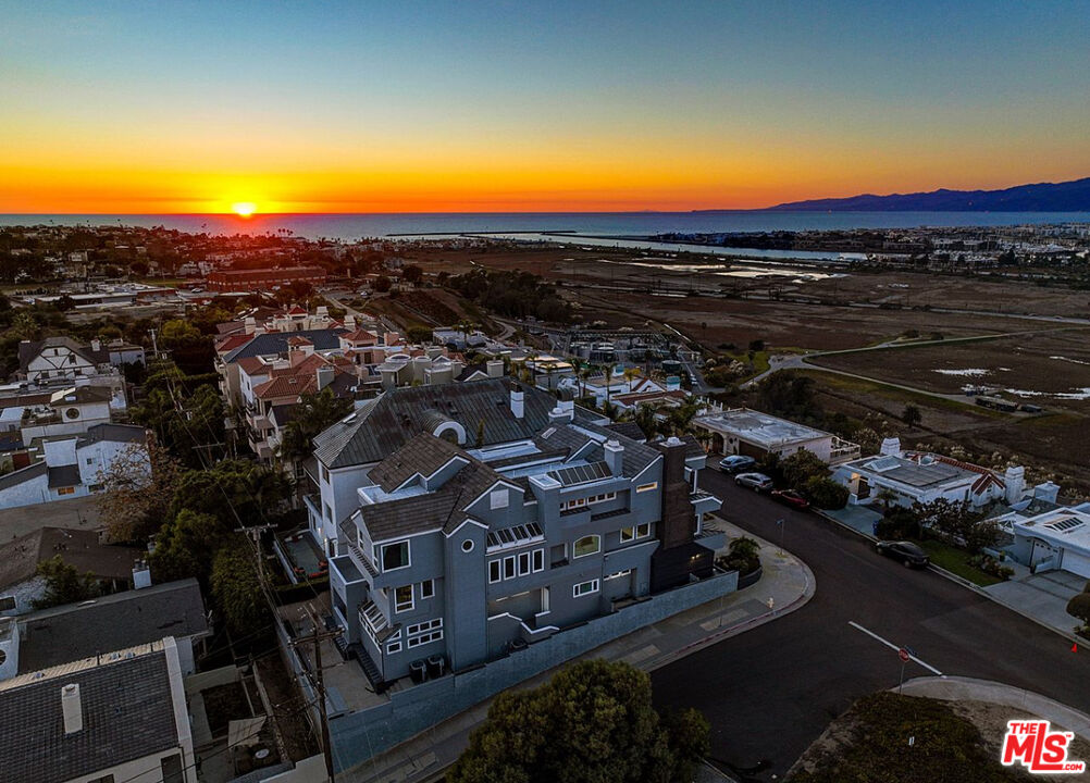 MLS #25629215 image #0