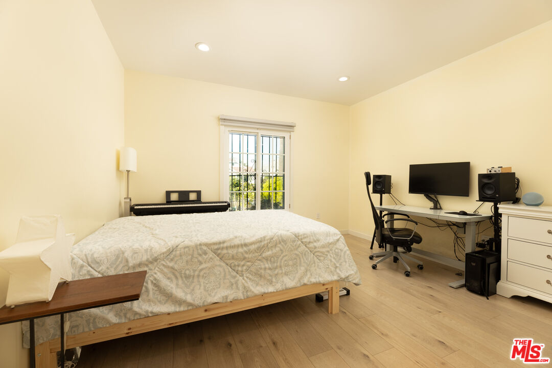 MLS #25629235 image #14