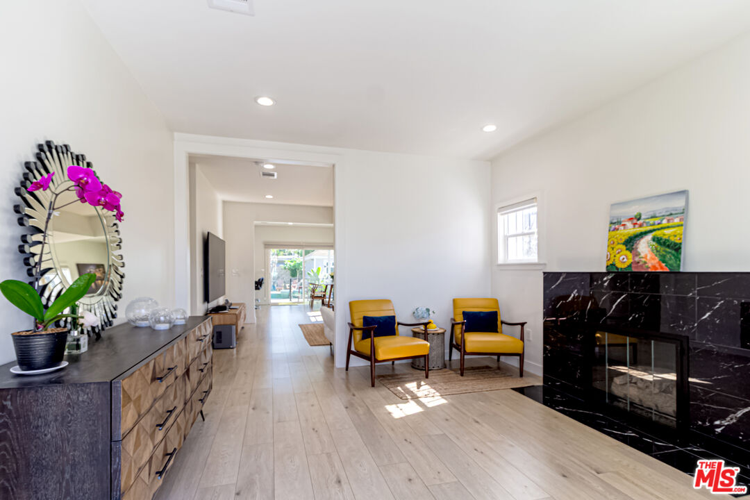 MLS #25629235 image #2