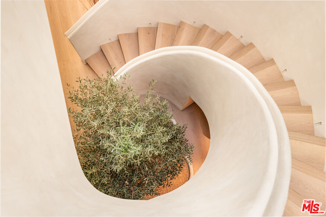 MLS #25629335 image #10