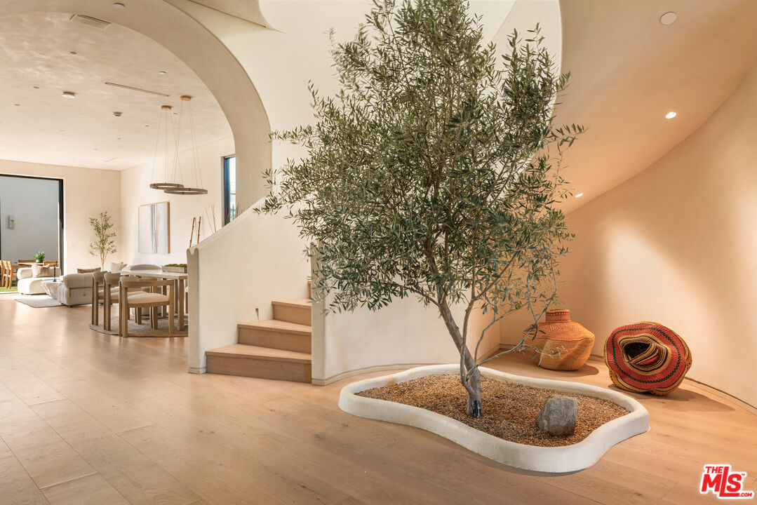 MLS #25629335 image #6