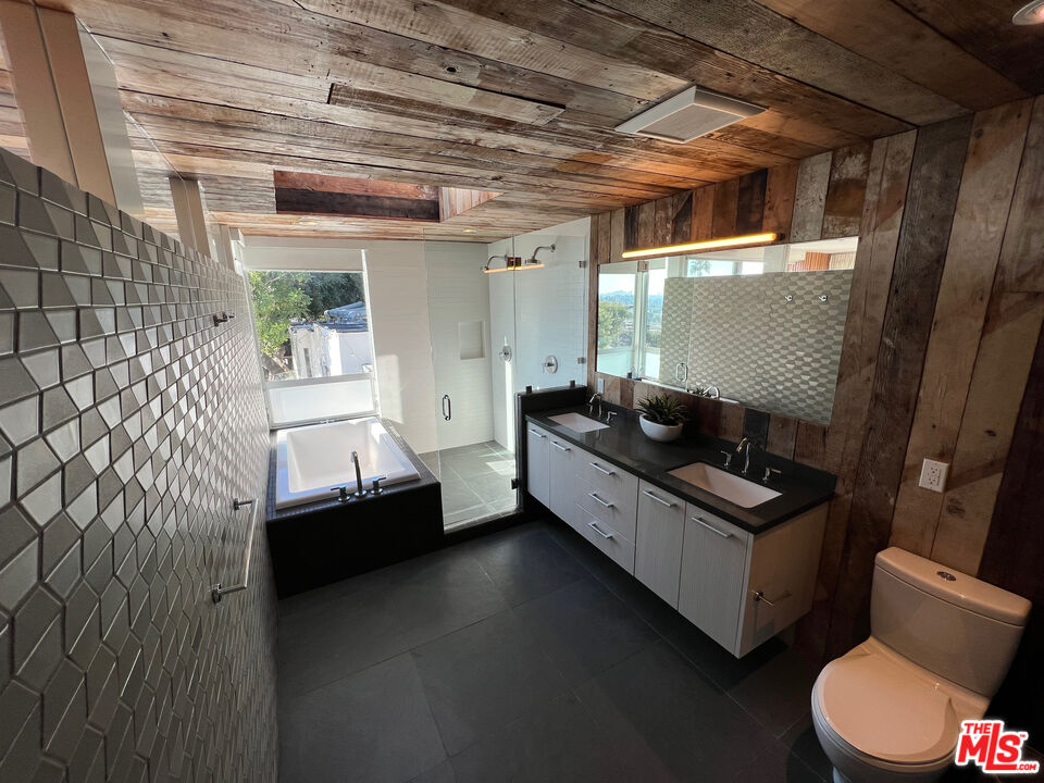 MLS #25629515 image #10