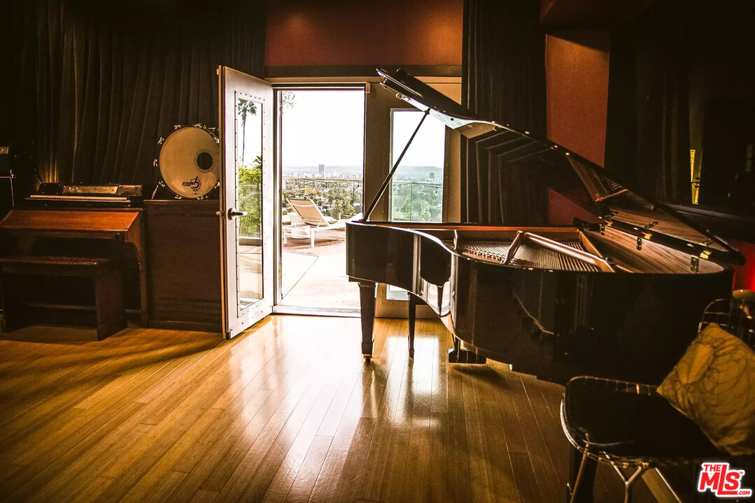 MLS #25629515 image #14